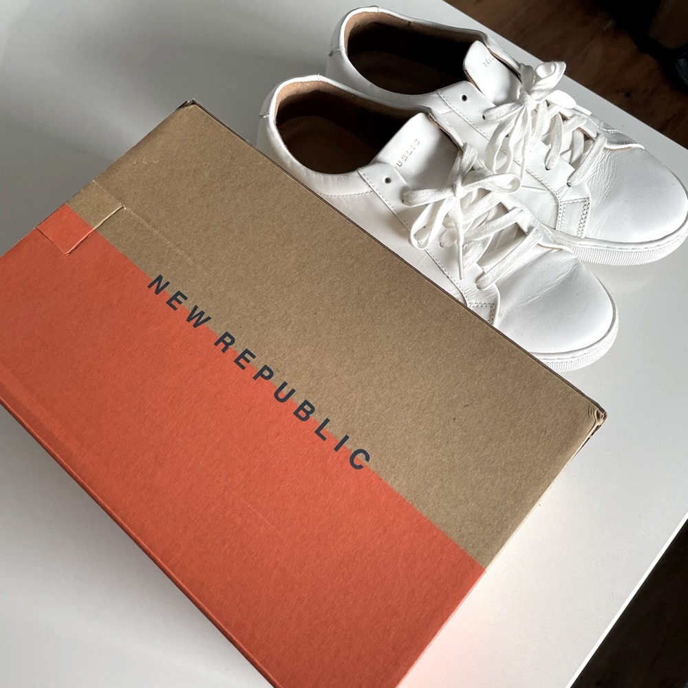 New Republic Leather Kurt Sneakers in White (Like New)